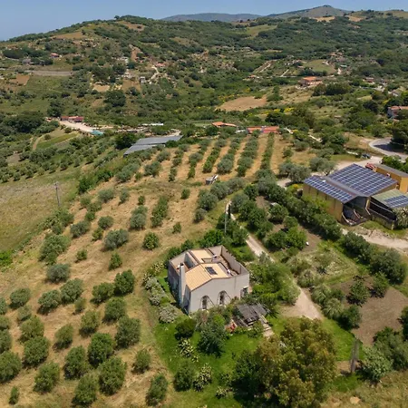 Biancolilla Apartment Alia